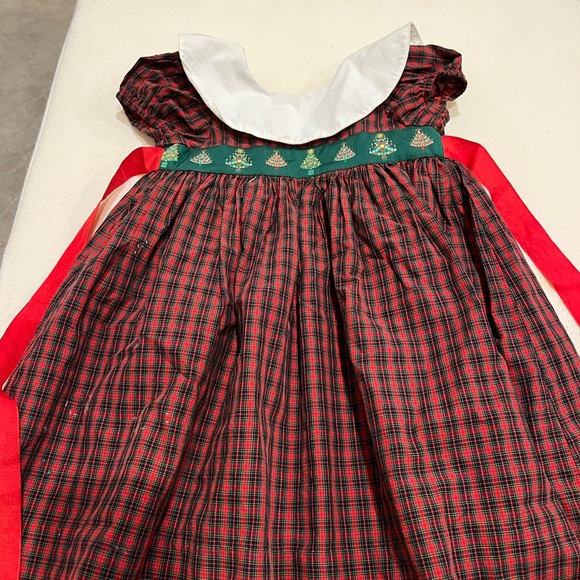 Christmas Dress - Picture 1 of 3